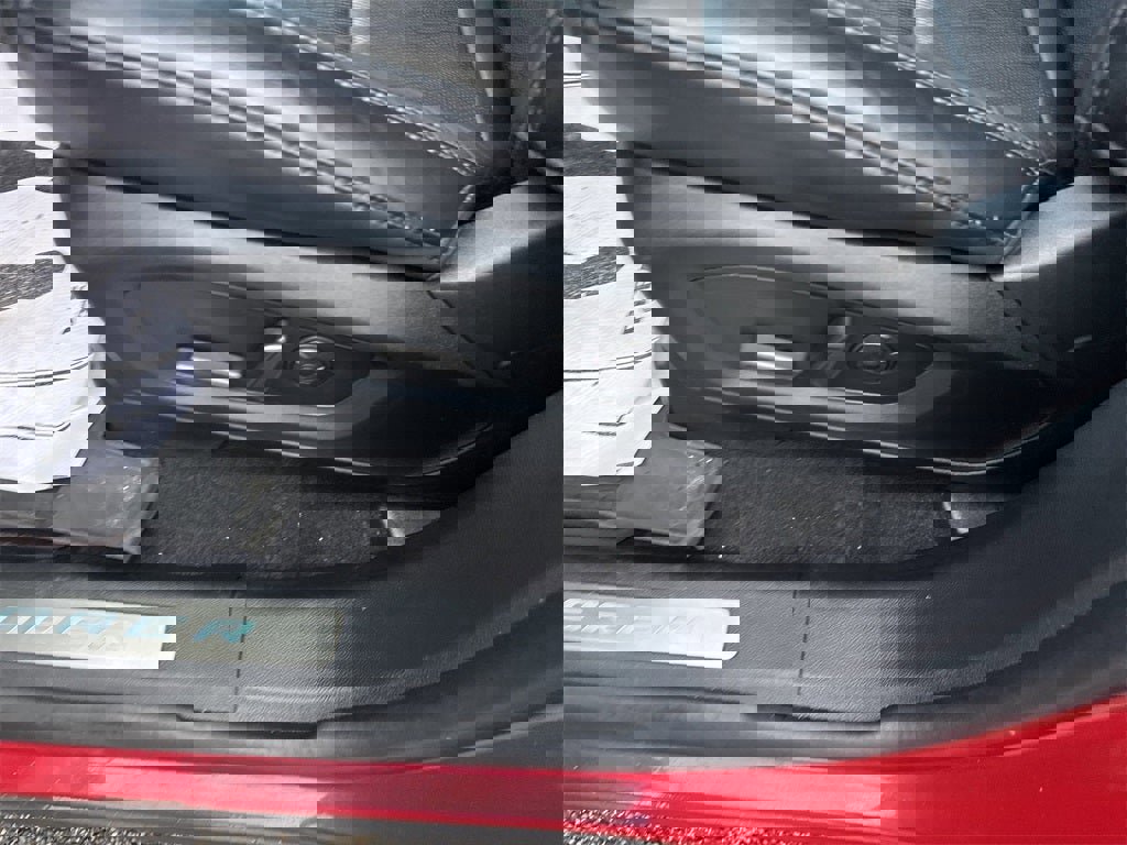 Used 2021 Ford Explorer Platinum w/ Equipment Group 601A image 17