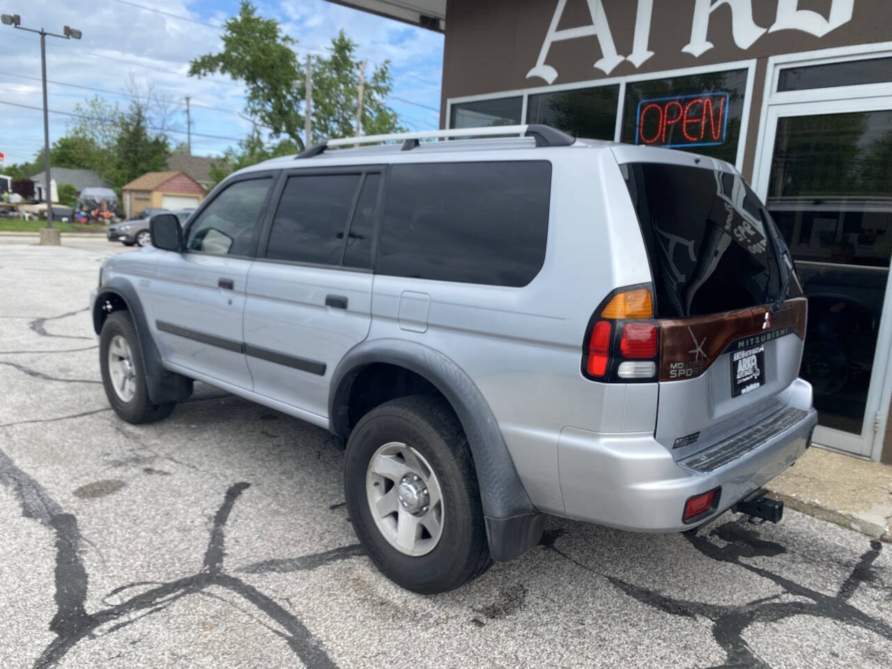Used 2004 Mitsubishi Montero Sport LS RWD image 7