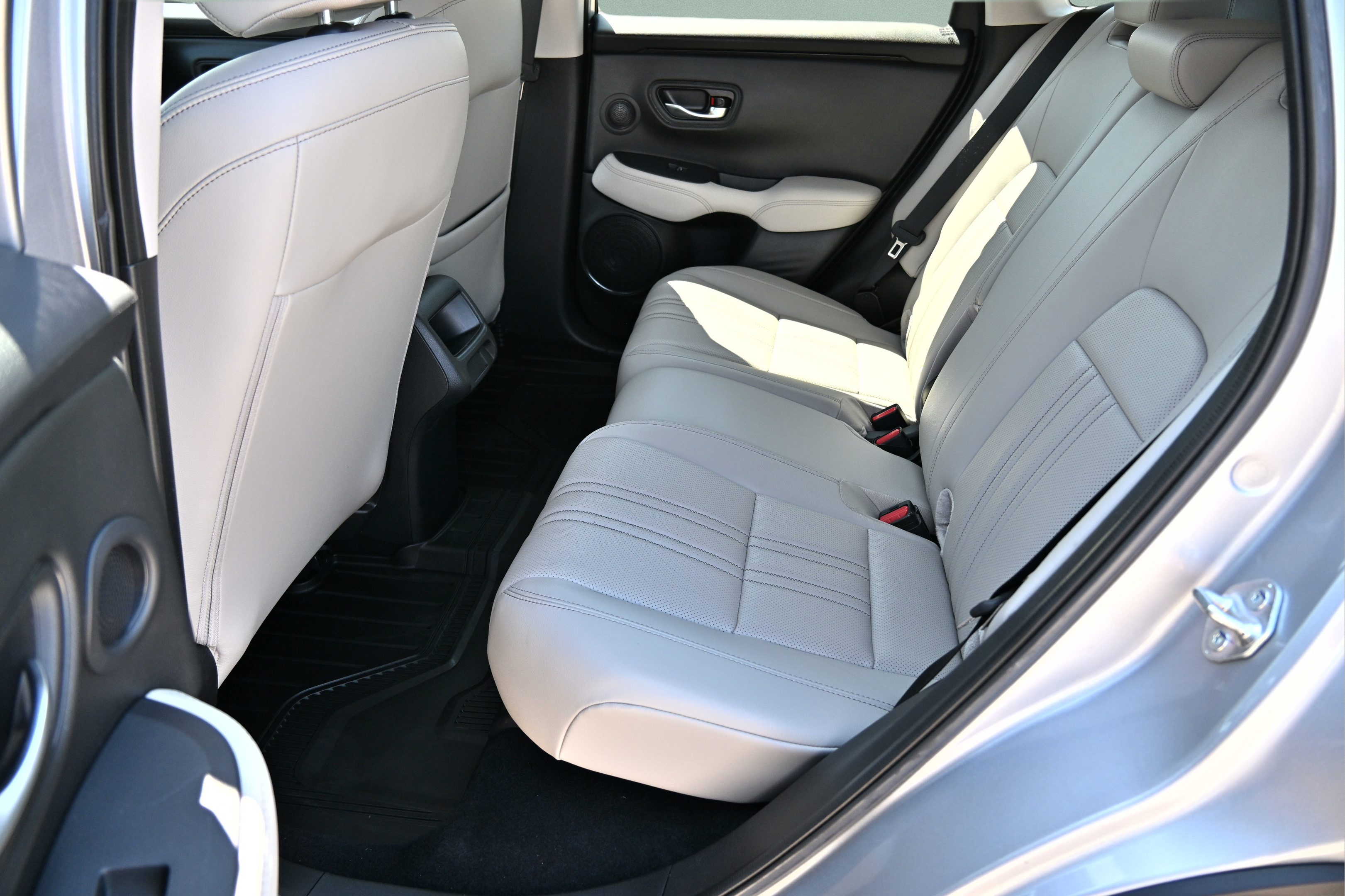 Certified 2026 Honda HR-V EX-L image 13