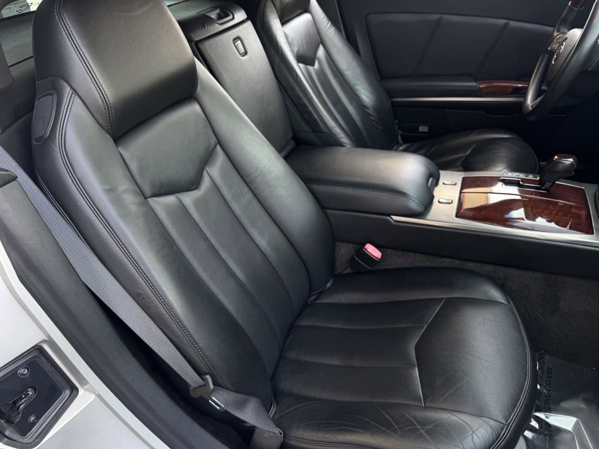 Used 2008 Cadillac XLR RWD image 22