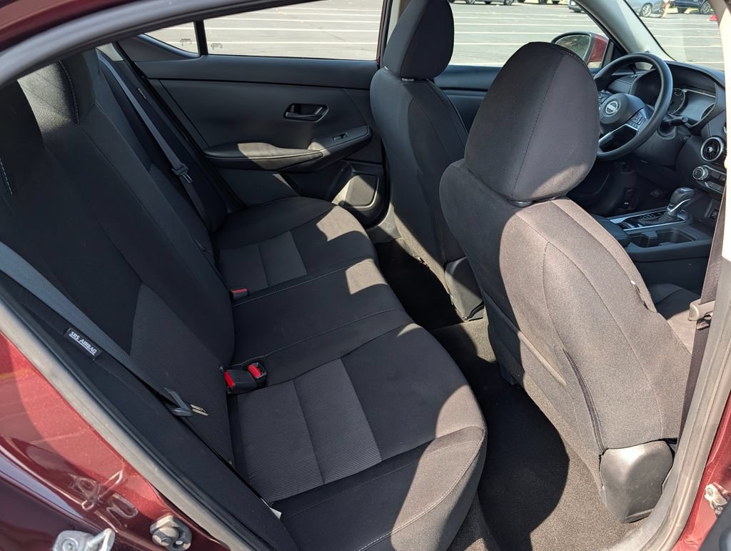 Used 2024 Nissan Sentra SV FWD image 14