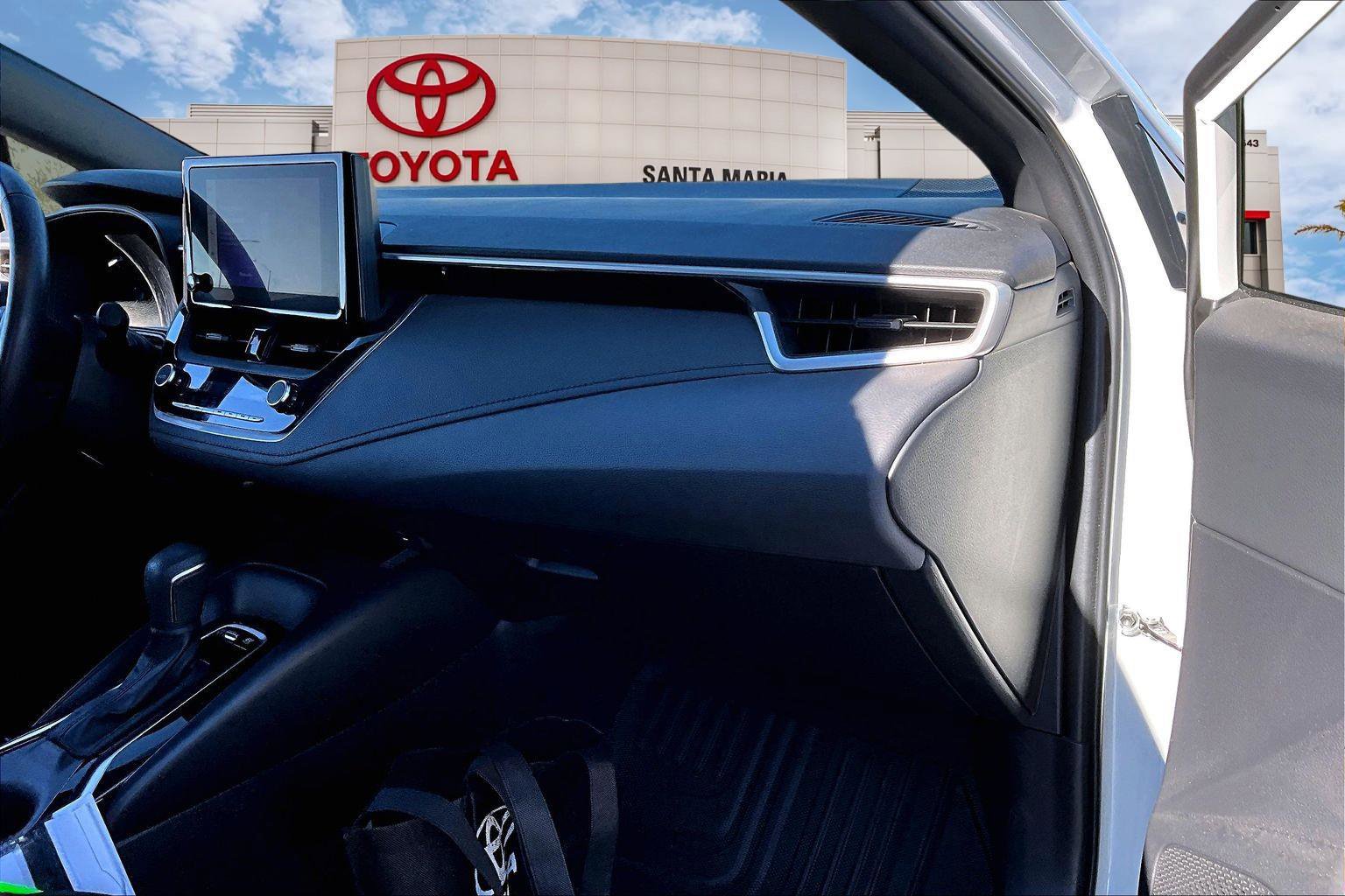 Certified 2024 Toyota Corolla SE image 15