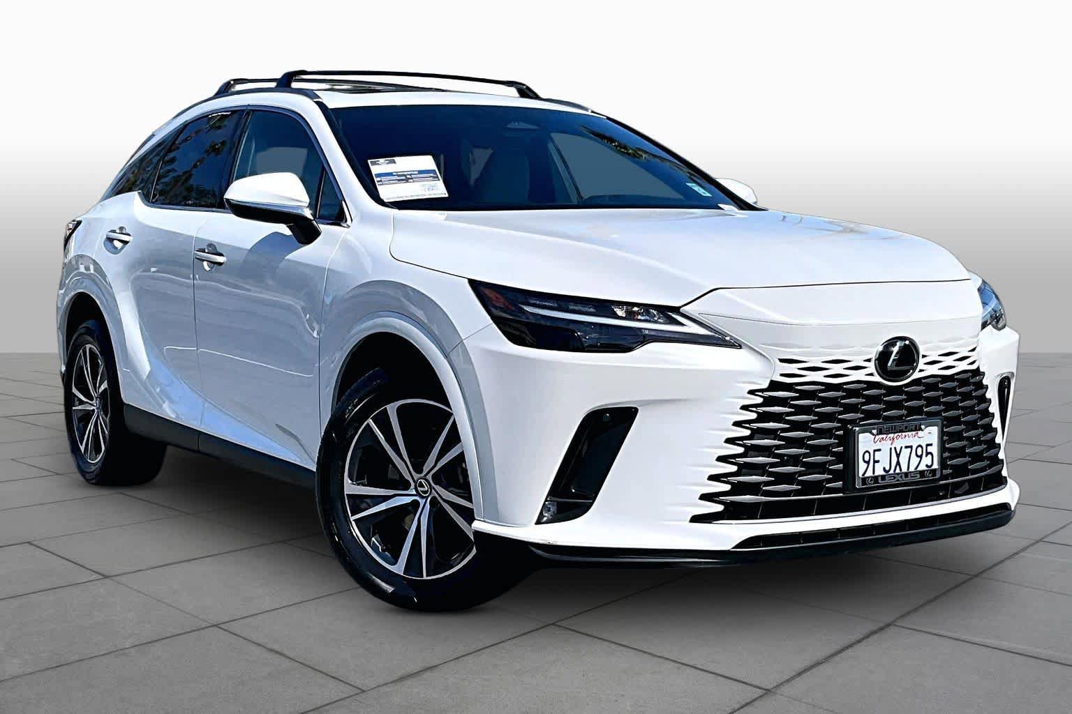 Used 2023 Lexus RX 350 Premium FWD image 2