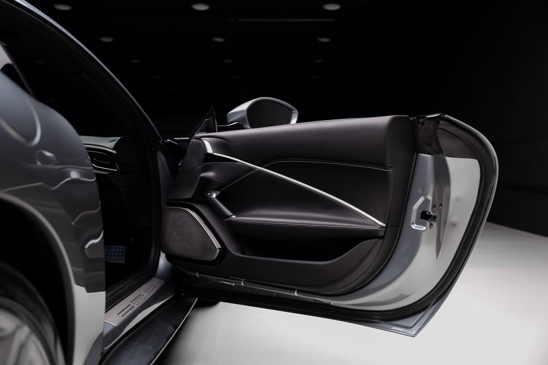 Used 2021 Ferrari Roma RWD image 62