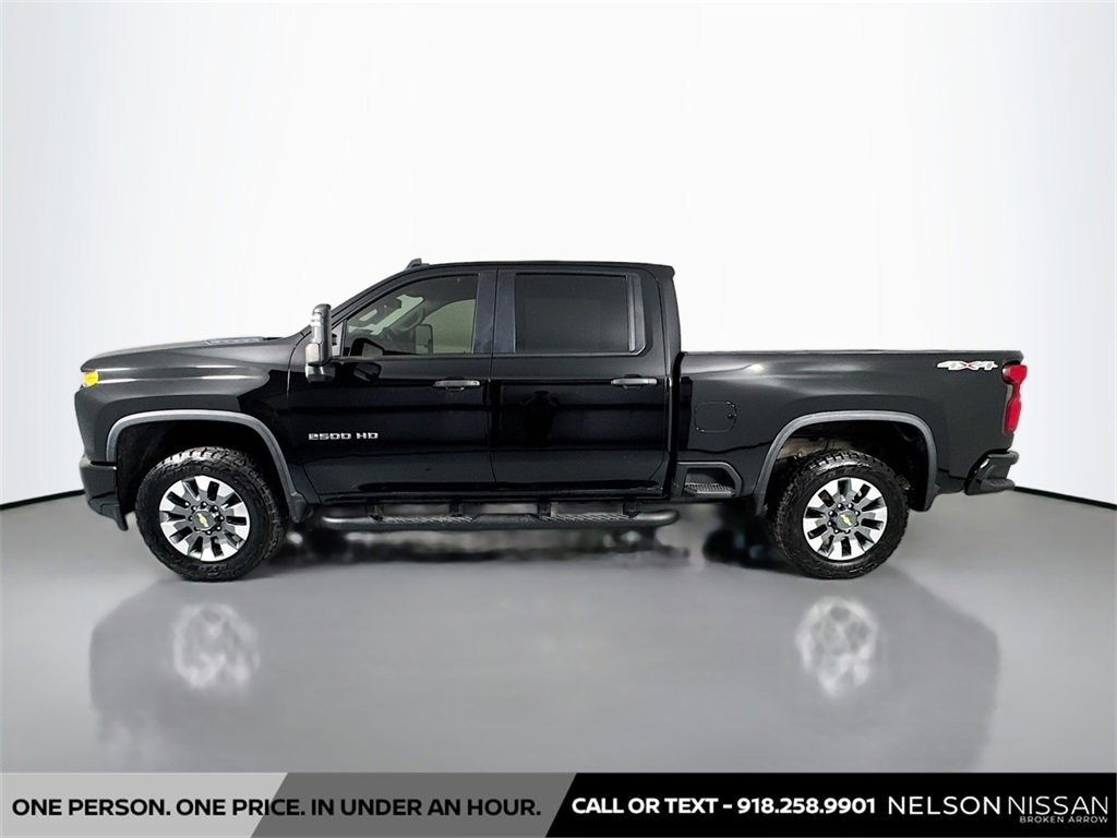 Used 2021 Chevrolet Silverado 2500 Custom w/ Custom Value Package image 8