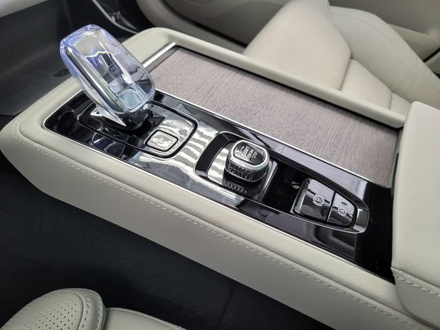 New 2026 Volvo XC90 B6 Ultra w/ Protection Package Premier AWD/4WD image 20