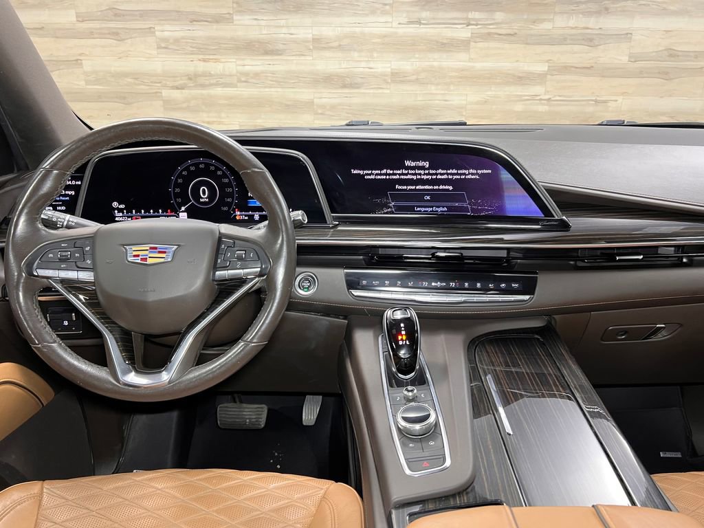 Used 2021 Cadillac Escalade ESV Premium Luxury w/ Driver Assist Tech Package AWD/4WD image 2