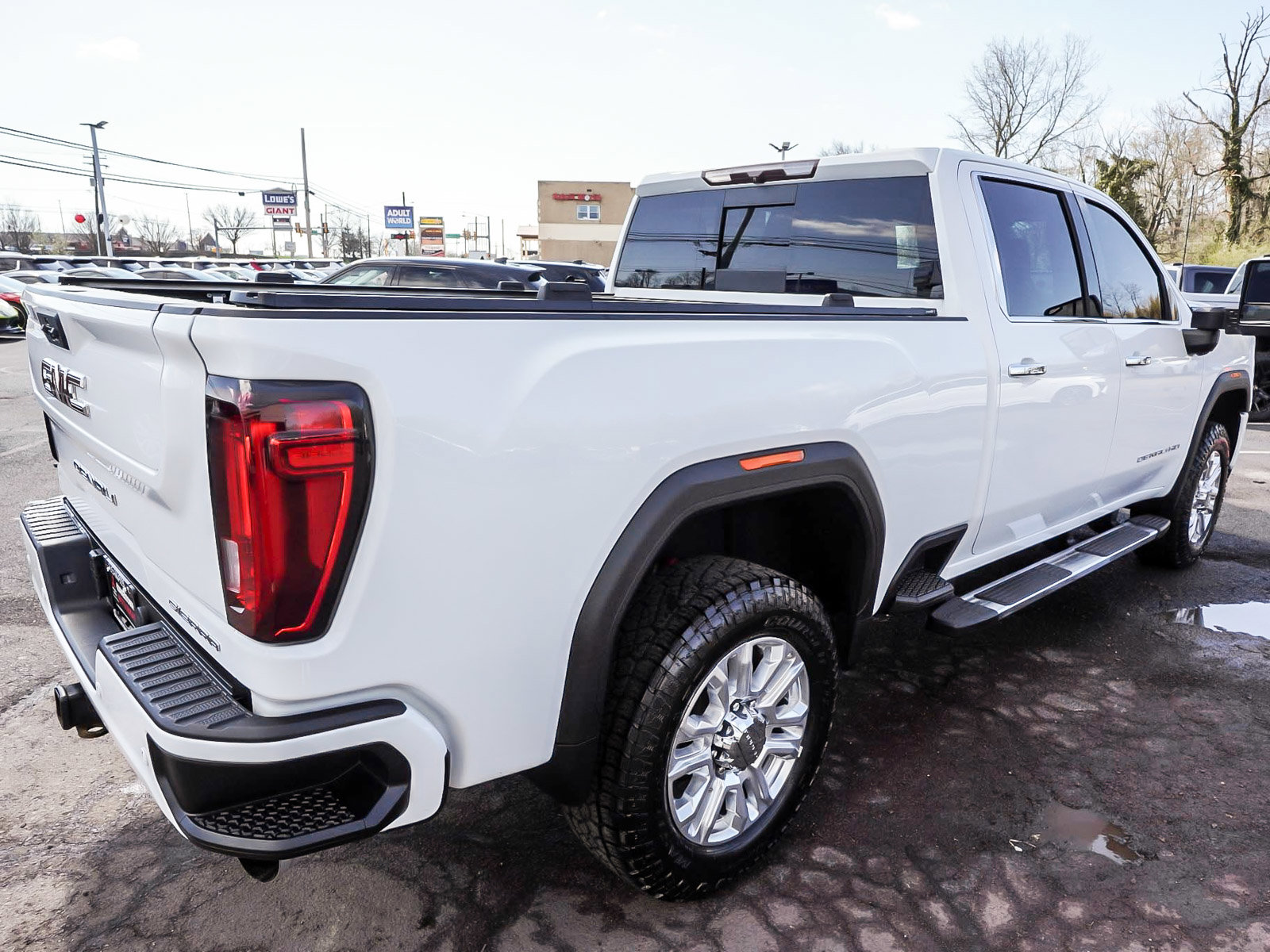 Used 2021 GMC Sierra 2500 Denali image 6