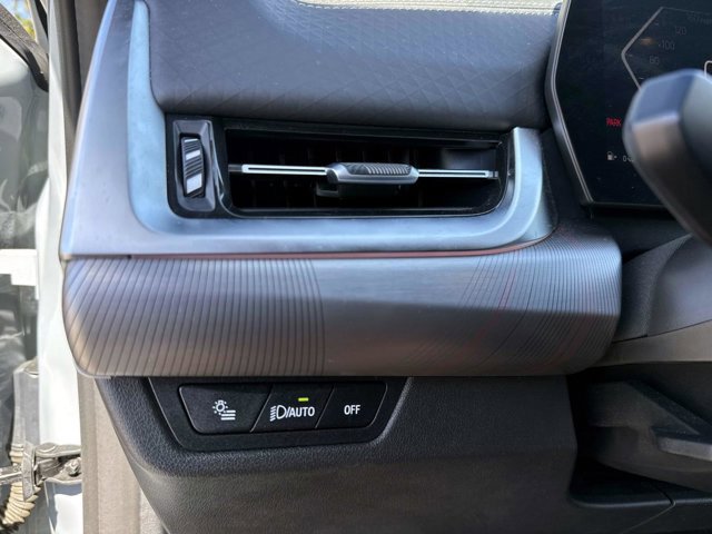 Used 2025 BMW X2 xDrive28i w/ Technology Package image 36