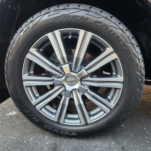 Used 2017 Lexus LX 570 4WD image 40