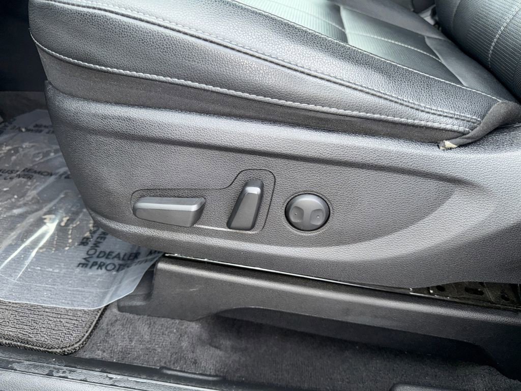 Used 2021 Kia Telluride EX w/ EX Premium Package image 18