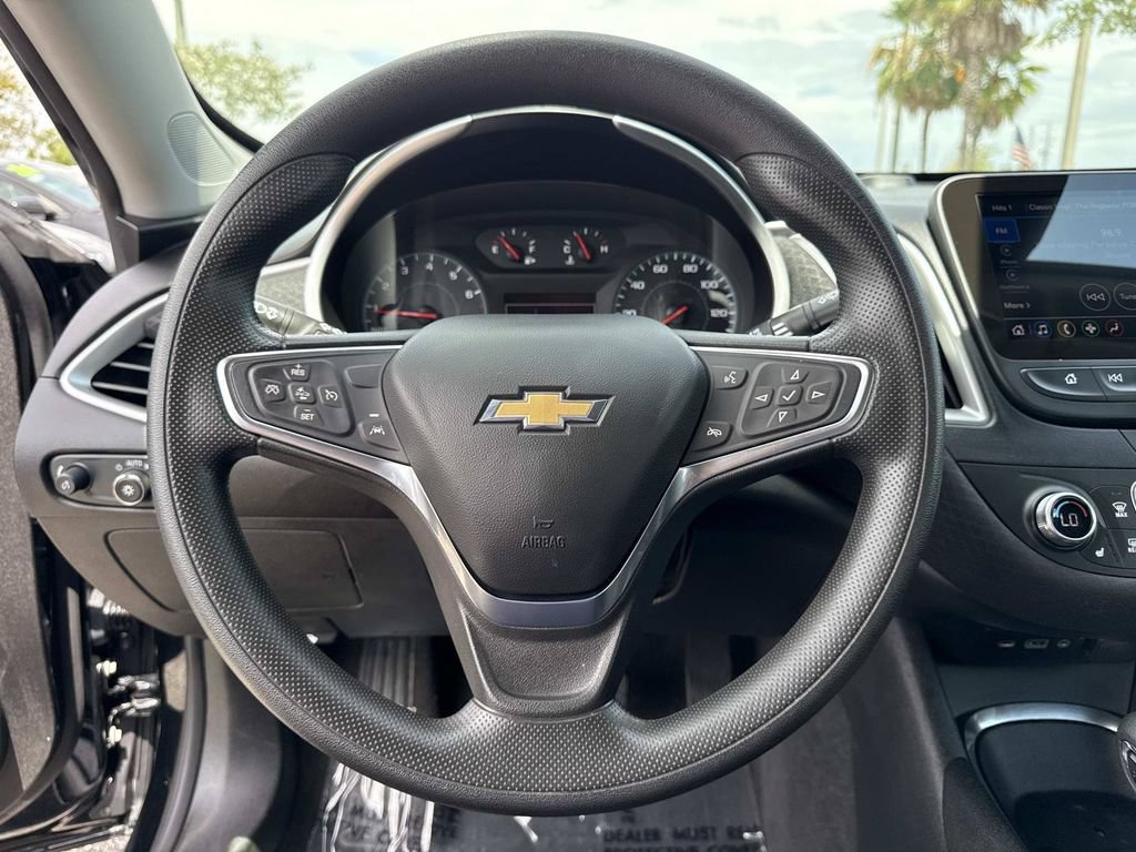 Used 2024 Chevrolet Malibu LT FWD image 27