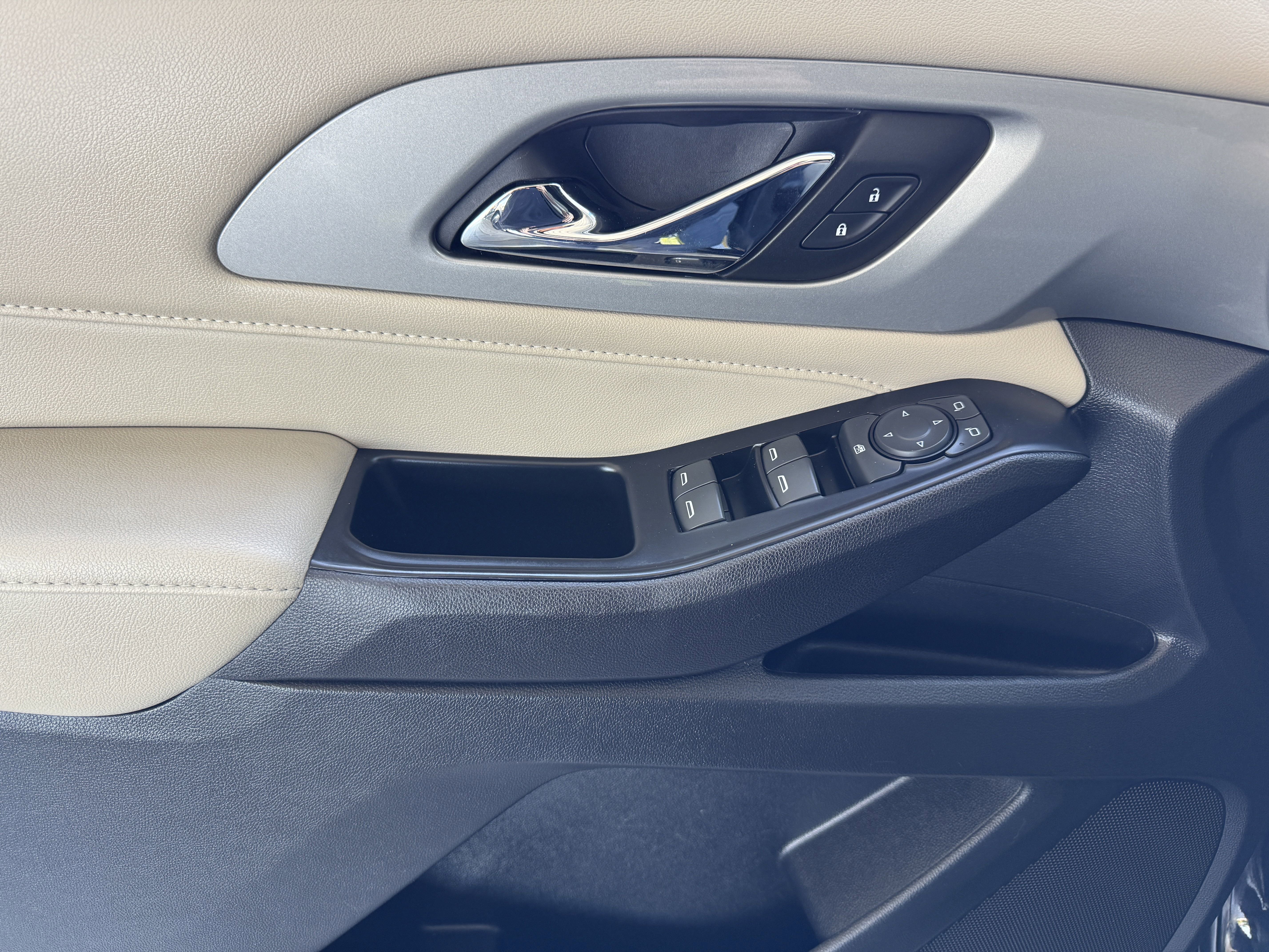 Certified 2022 Chevrolet Traverse LS image 10