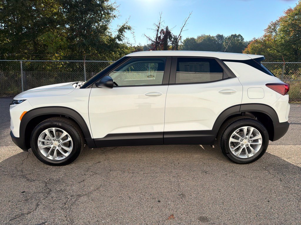 New 2026 Chevrolet TrailBlazer LS w/ LS Convenience Package FWD image 5