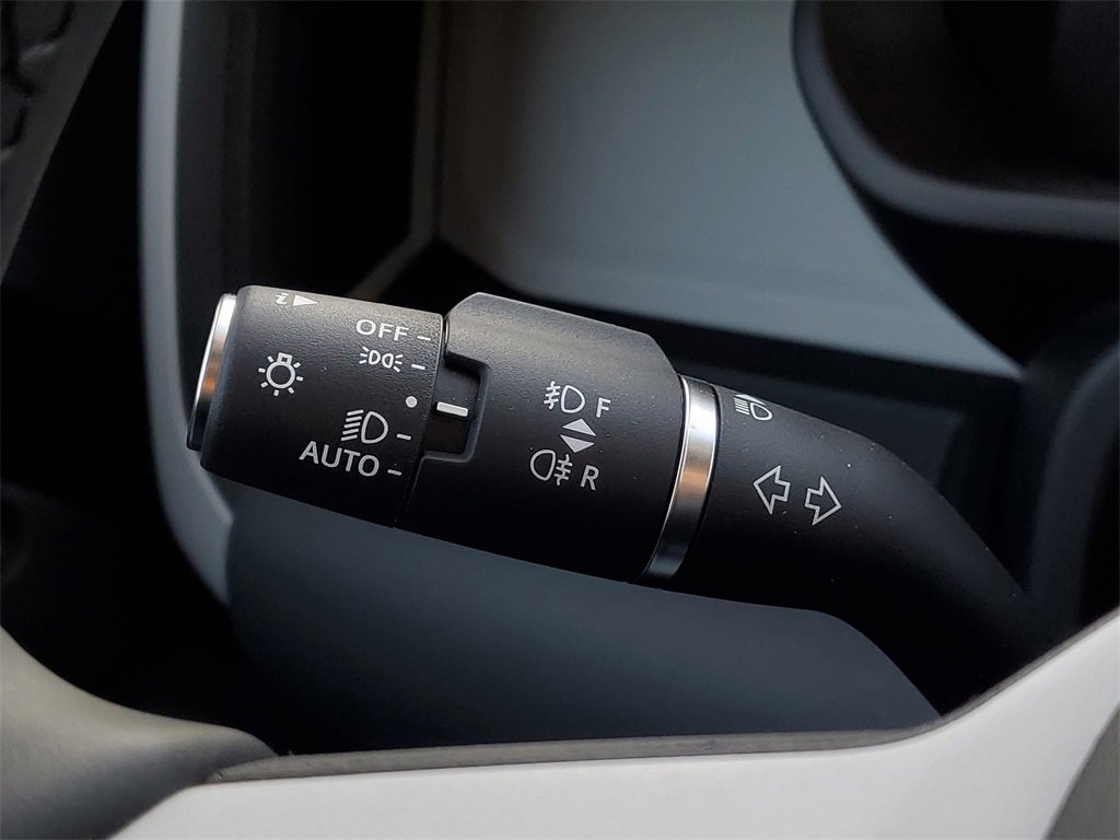 New 2026 Land Rover Defender 110 S image 15