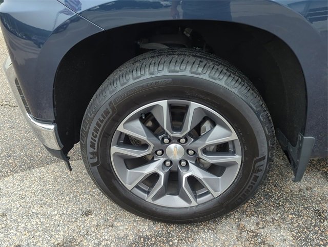 Used 2022 Chevrolet Silverado 1500 LT image 32