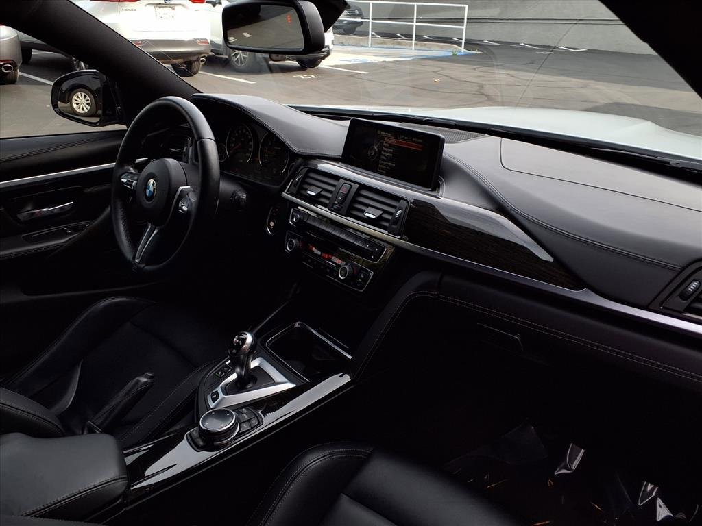 Used 2015 BMW M4 Coupe image 19