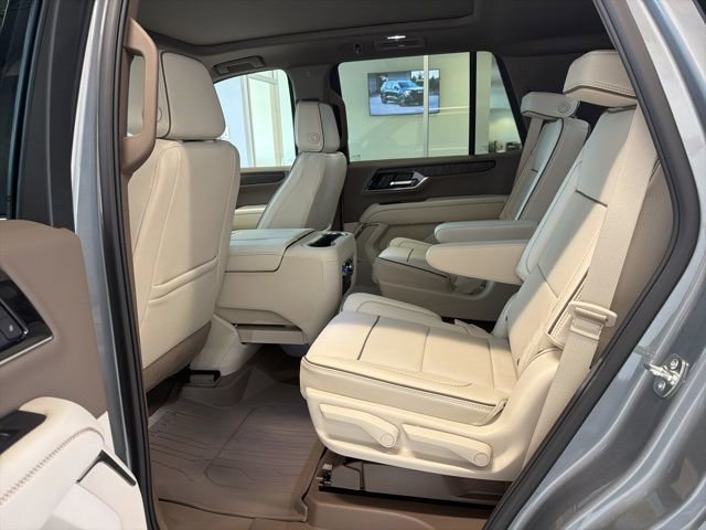 Used 2026 GMC Yukon Denali w/ Sun & Power Step Package image 21