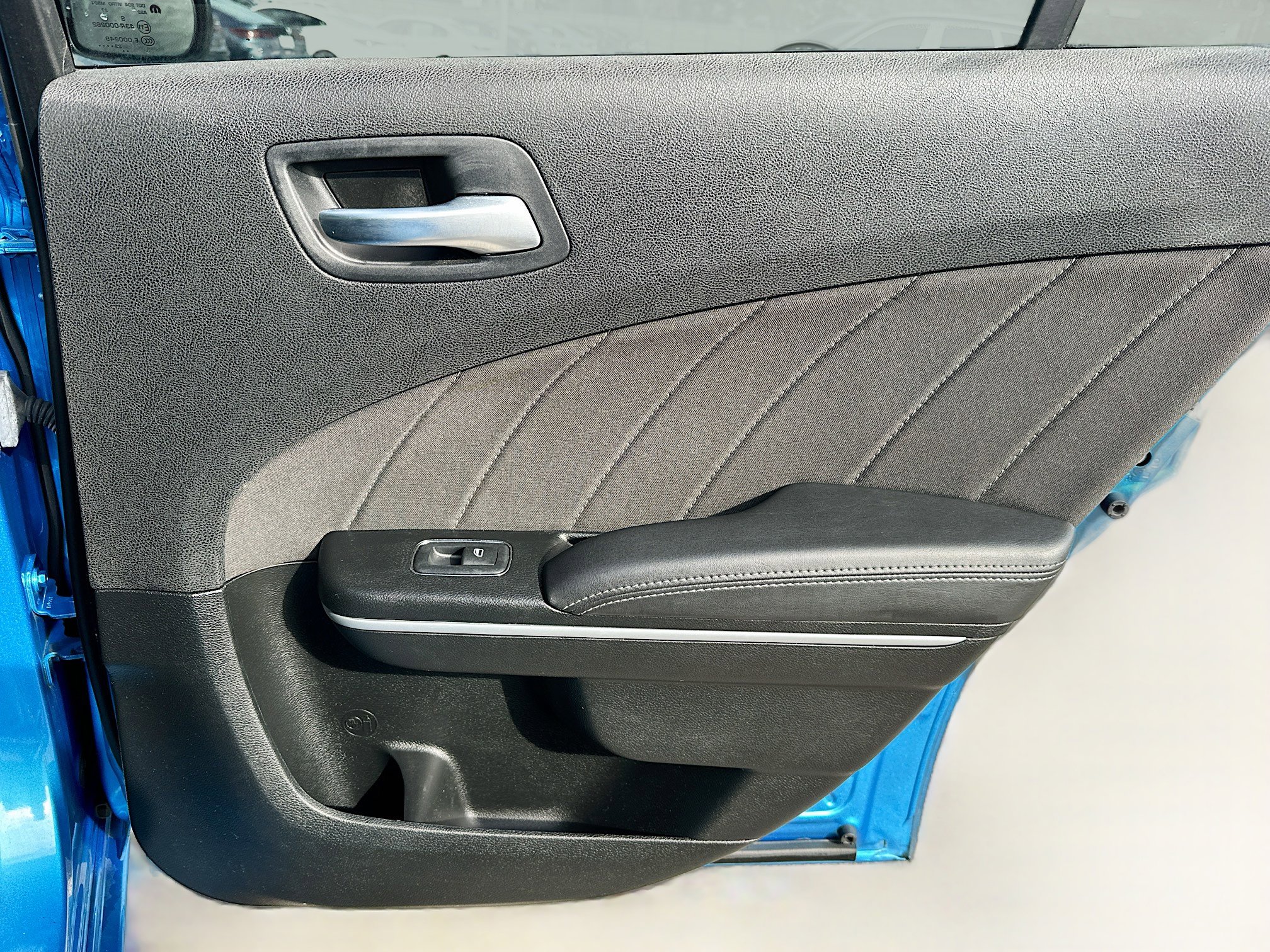 Used 2023 Dodge Charger SXT image 29