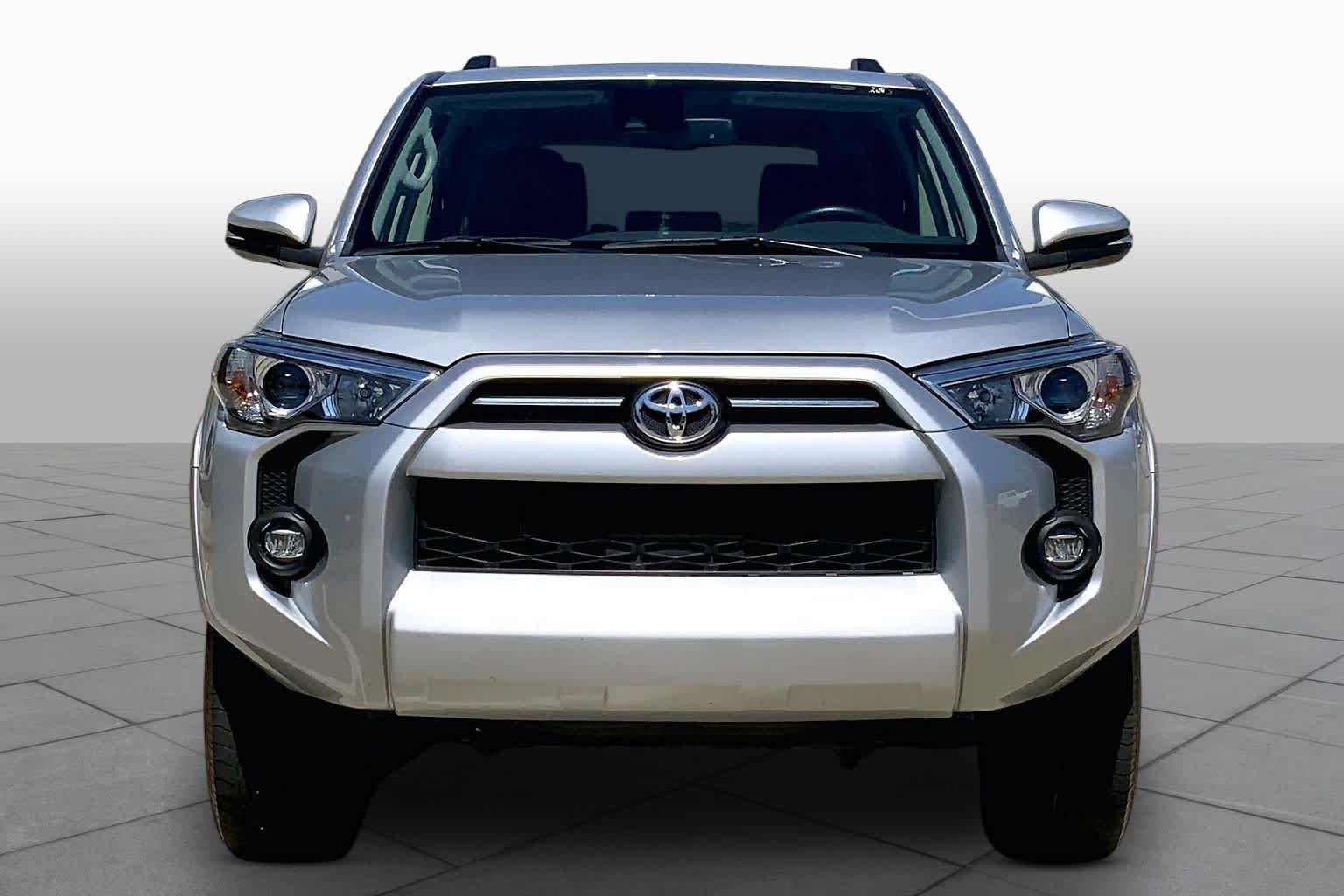 Used 2024 Toyota 4Runner SR5 Premium AWD/4WD image 4