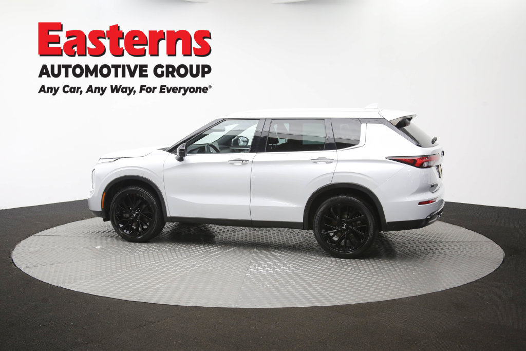 Used 2023 Mitsubishi Outlander SE Black Edition AWD/4WD image 64