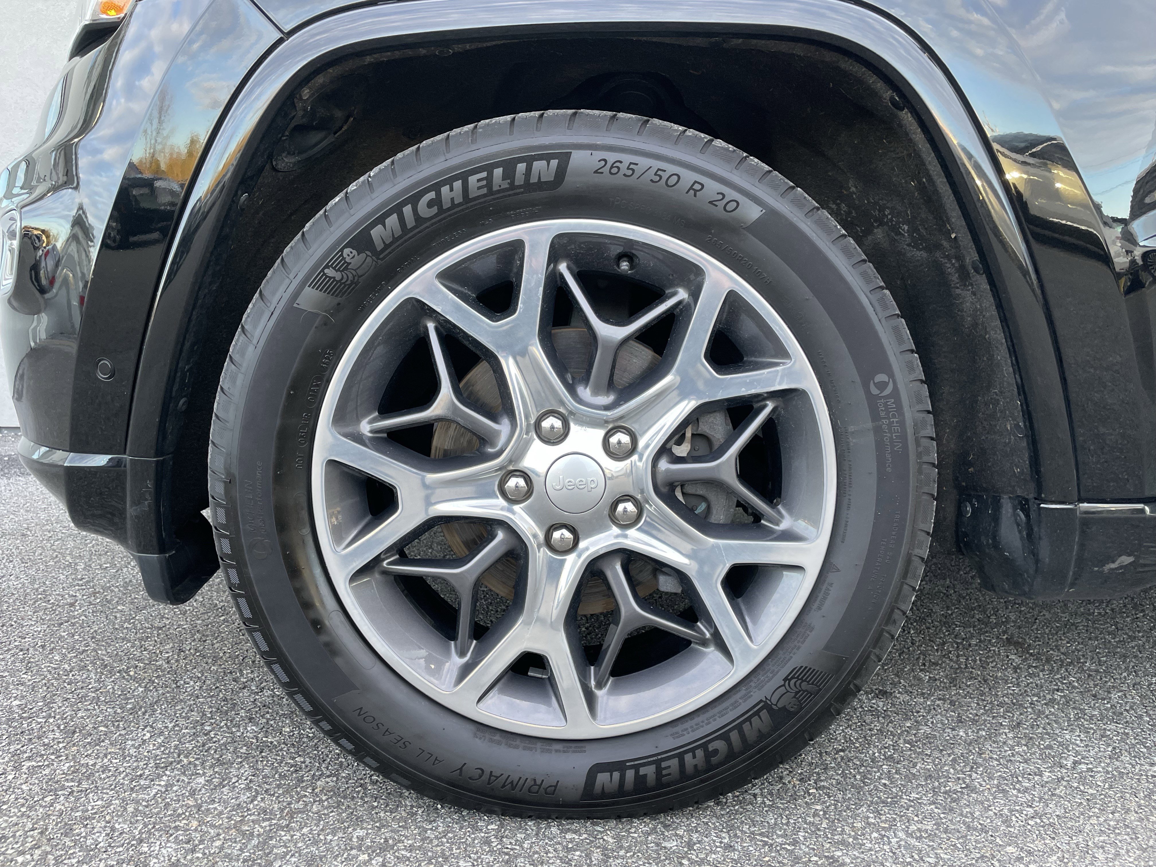 Used 2020 Jeep Grand Cherokee Overland image 9