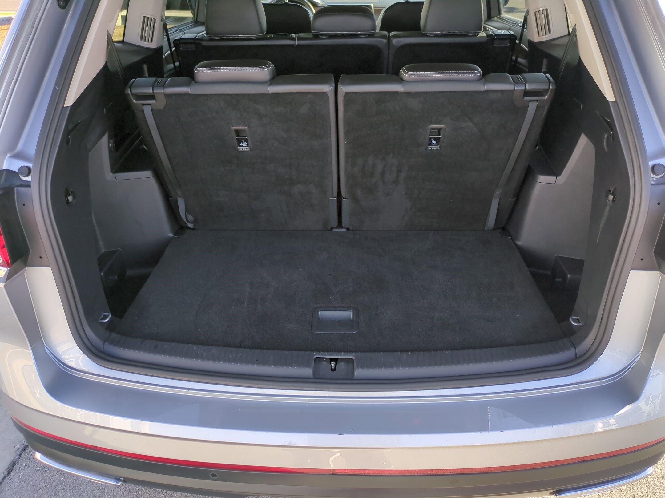 Used 2024 Volkswagen Atlas SE image 31