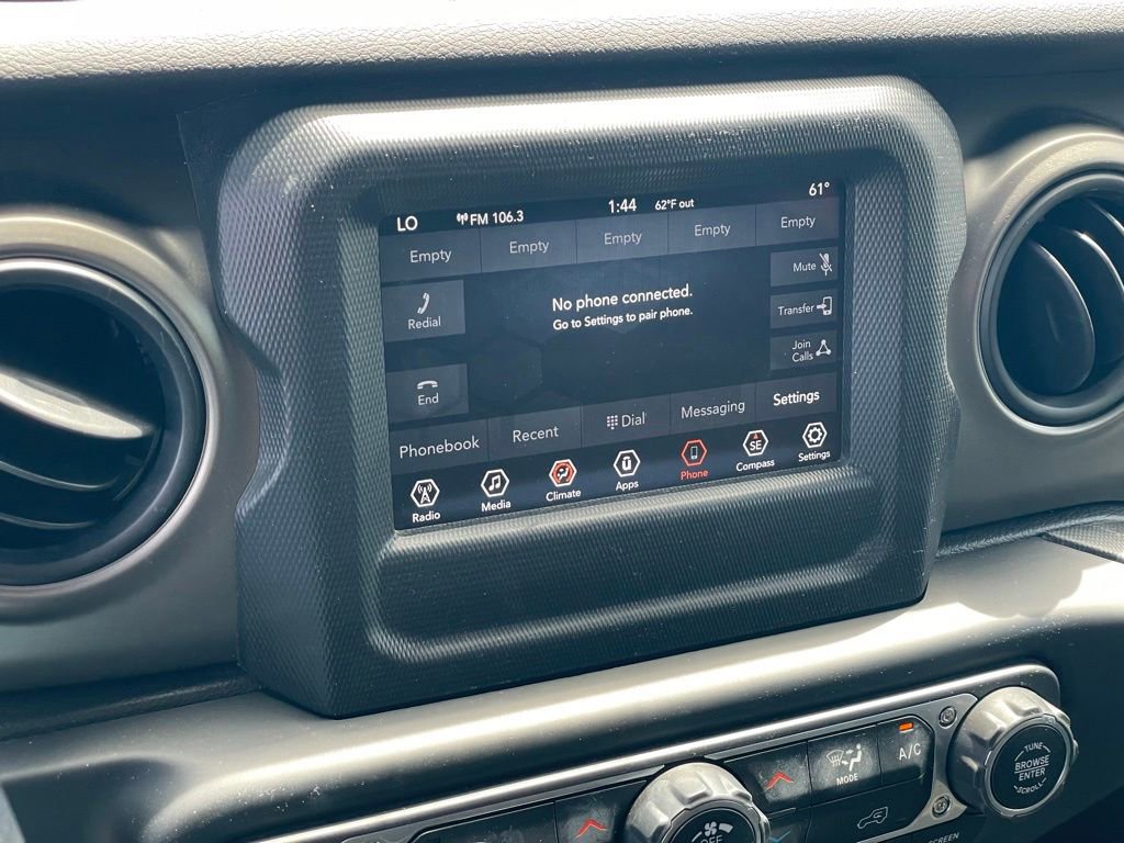 Used 2018 Jeep Wrangler Sport AWD/4WD image 15