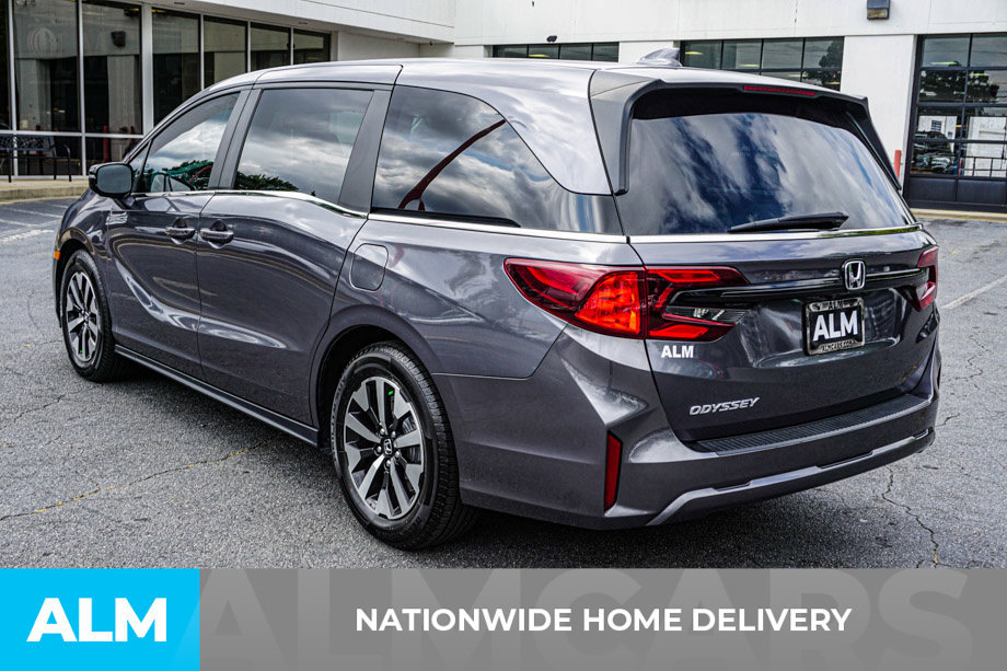 Used 2025 Honda Odyssey EX-L image 4