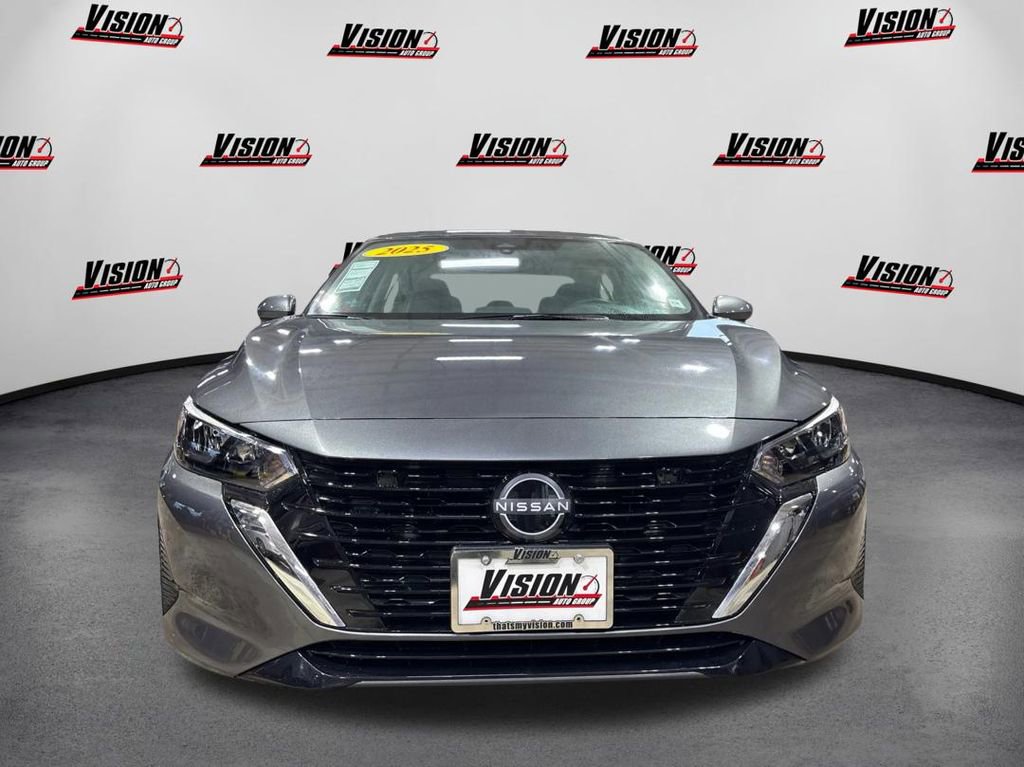Used 2025 Nissan Sentra SV image 2