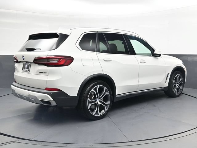 Used 2021 BMW X5 xDrive40i w/ Convenience Package AWD/4WD image 4