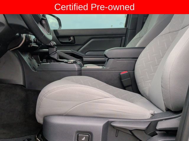 Certified 2025 Toyota Tacoma SR5 AWD/4WD image 12