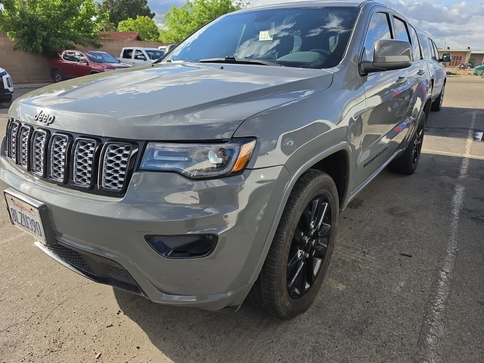 Used 2020 Jeep Grand Cherokee Altitude