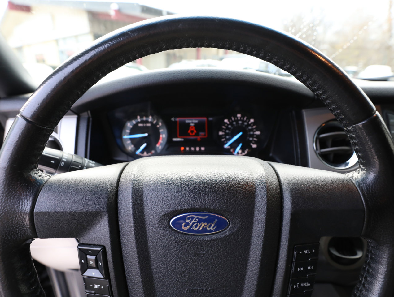 Used 2016 Ford Expedition EL XLT image 23