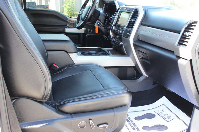 Used 2019 Ford F250 Lariat w/ Lariat Value Package image 16