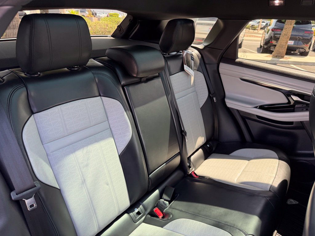 Used 2020 Land Rover Range Rover Evoque R-Dynamic HSE AWD/4WD image 7