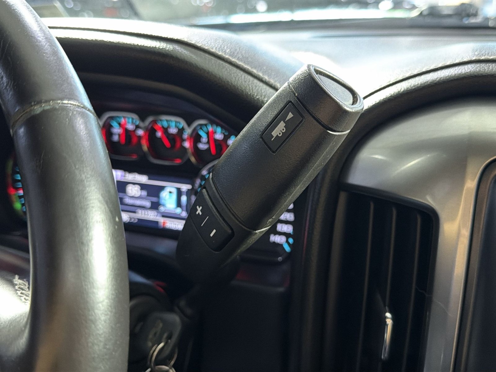 Used 2016 Chevrolet Silverado 2500 LTZ w/ LTZ Plus Package AWD/4WD image 21