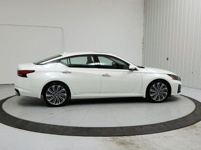 Used 2023 Nissan Altima 2.5 SL image 8