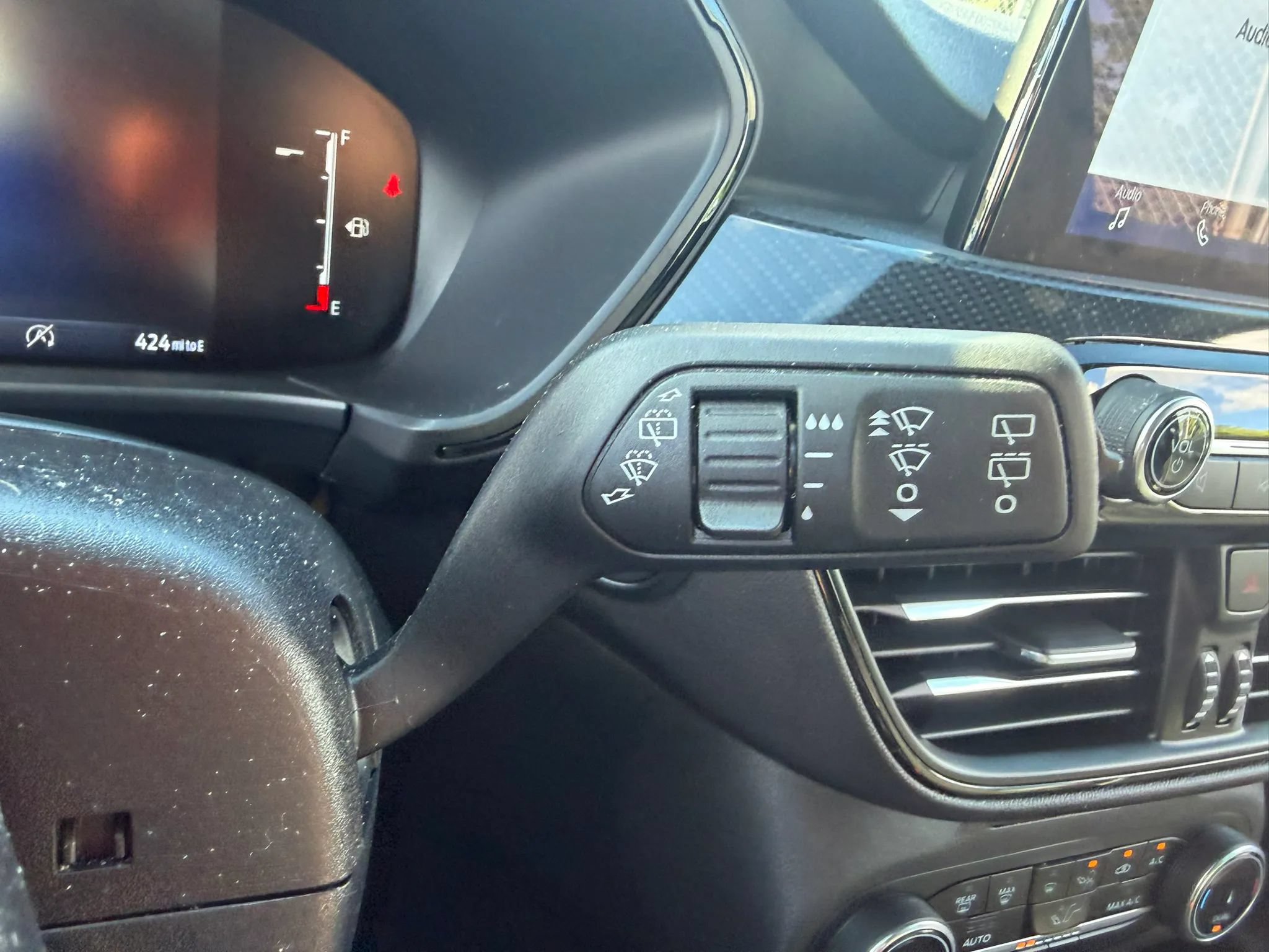 Used 2025 Ford Escape ST-Line AWD/4WD image 15