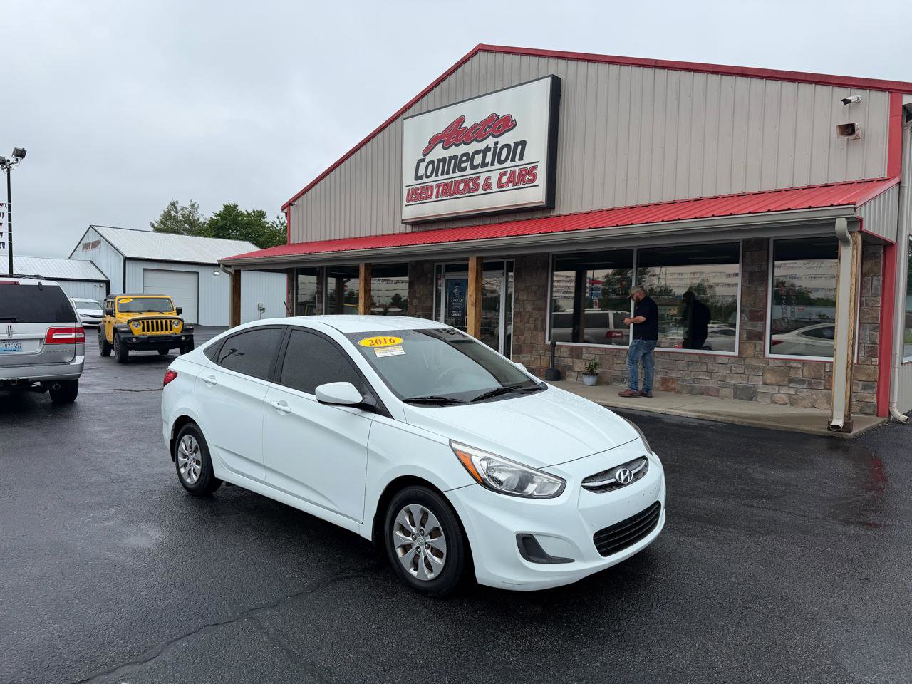 Used 2016 Hyundai Accent SE w/ Option Group 02