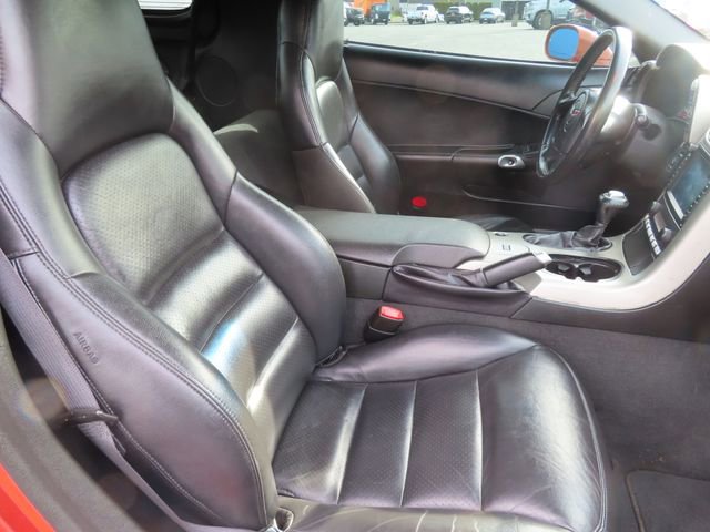 Used 2005 Chevrolet Corvette Coupe w/ Preferred Equipment Group image 29