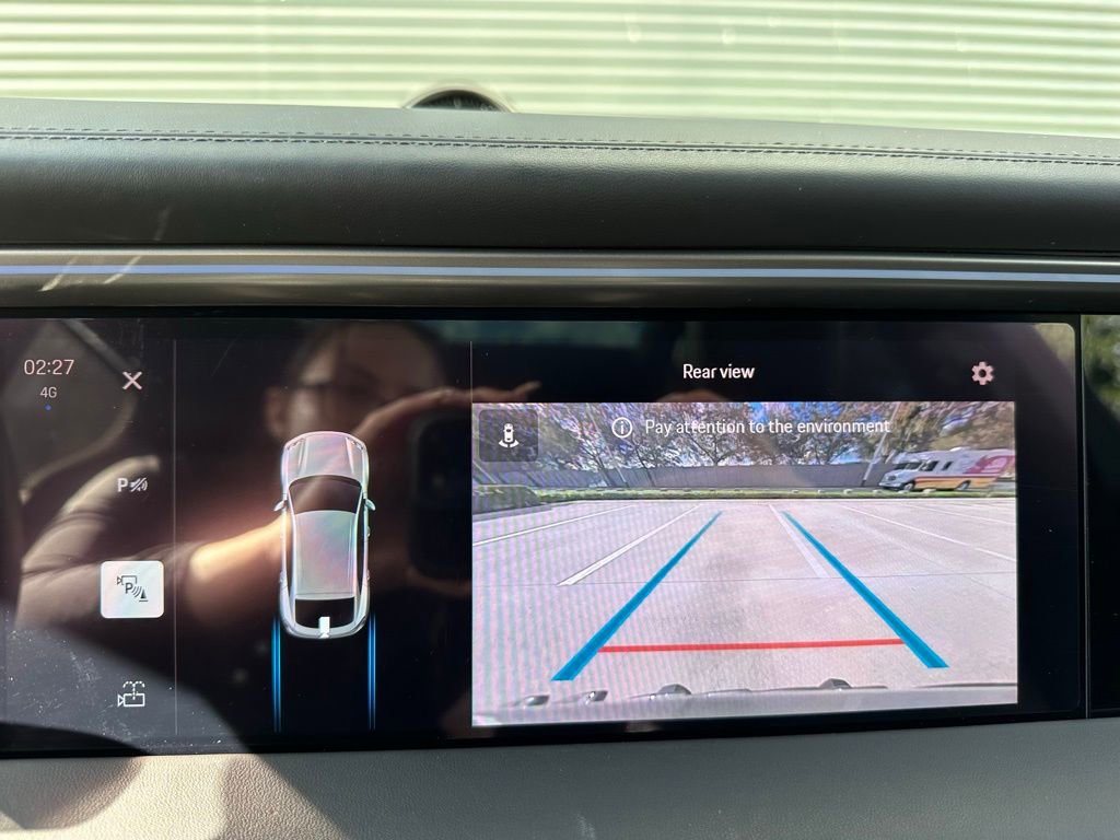 Used 2025 Porsche Macan 4 Electric image 30