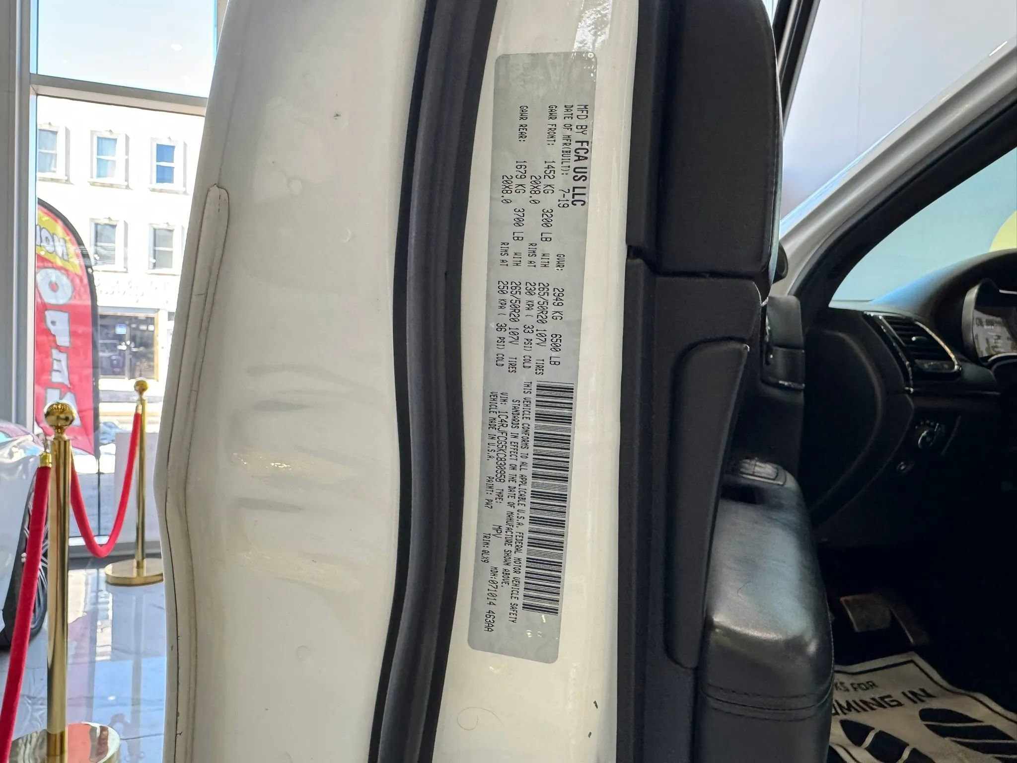 Used 2019 Jeep Grand Cherokee High Altitude AWD/4WD image 38