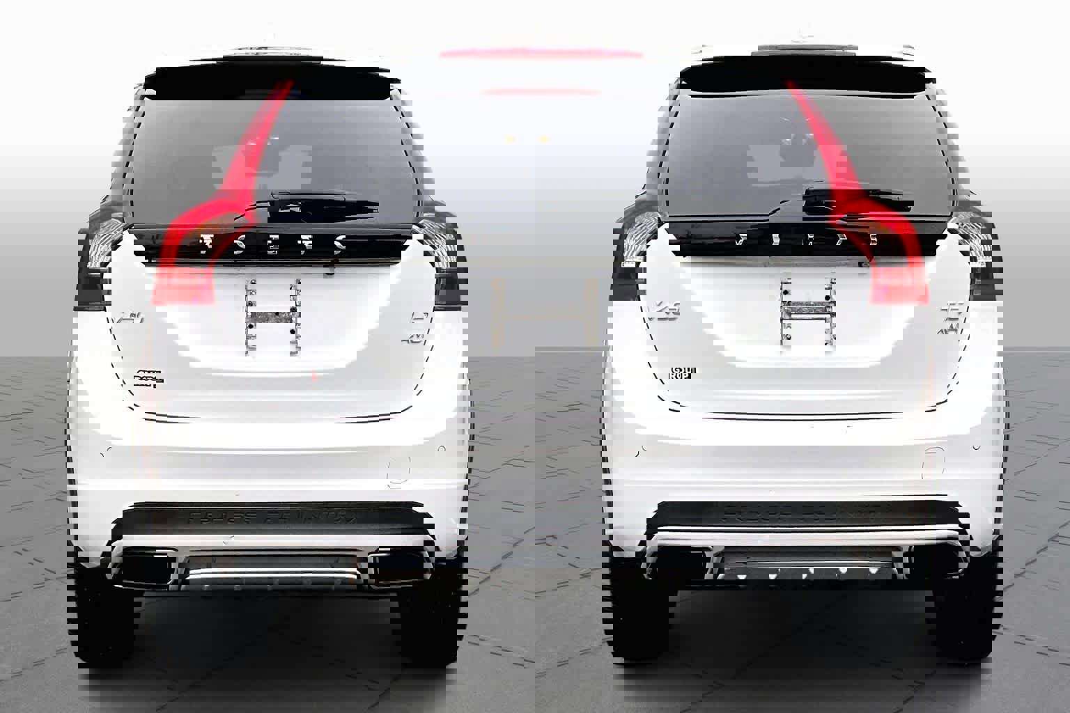 Used 2016 Volvo V60 T5 Cross Country w/ Convenience Package image 4