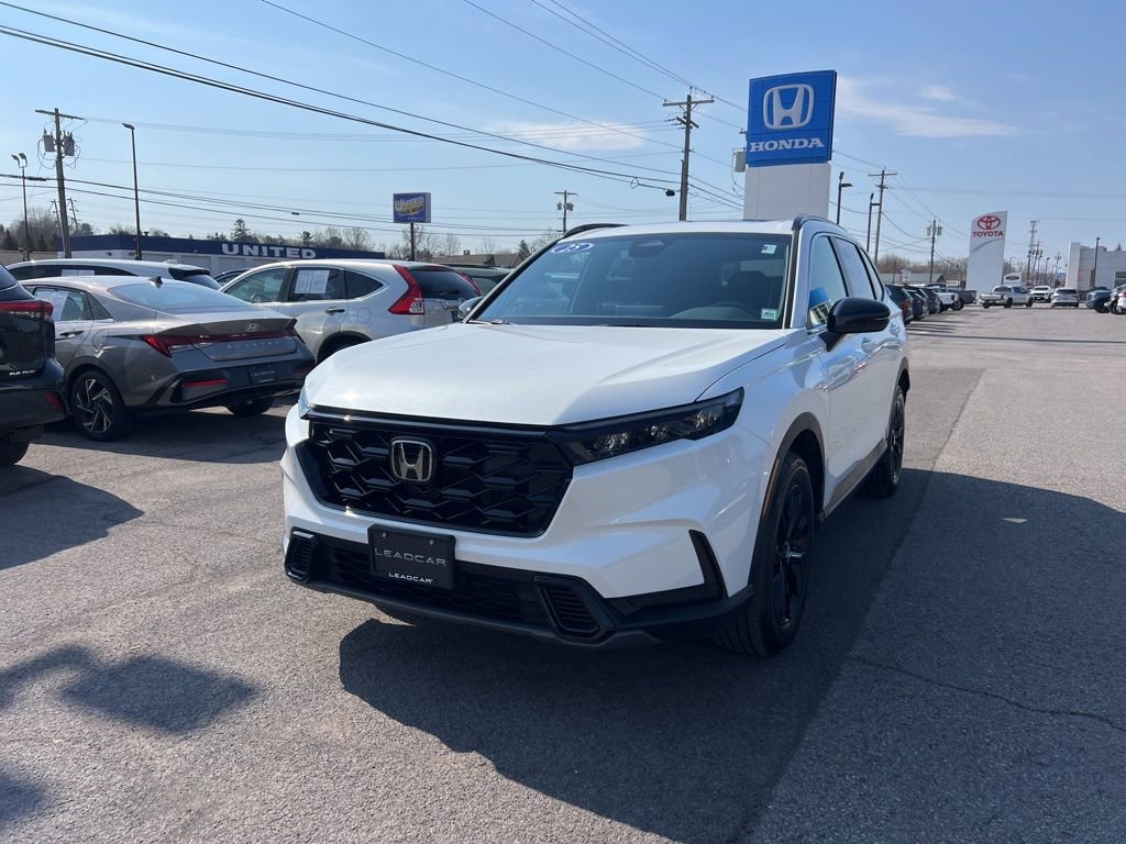Used 2025 Honda CR-V Sport image 1