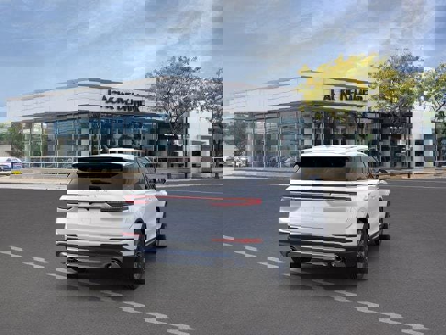 New 2025 Lincoln Corsair FWD image 30