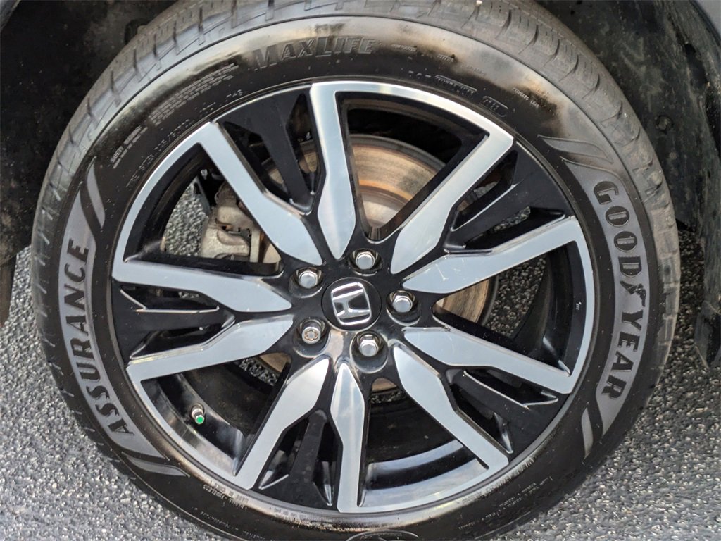 Used 2019 Honda Pilot Elite image 12