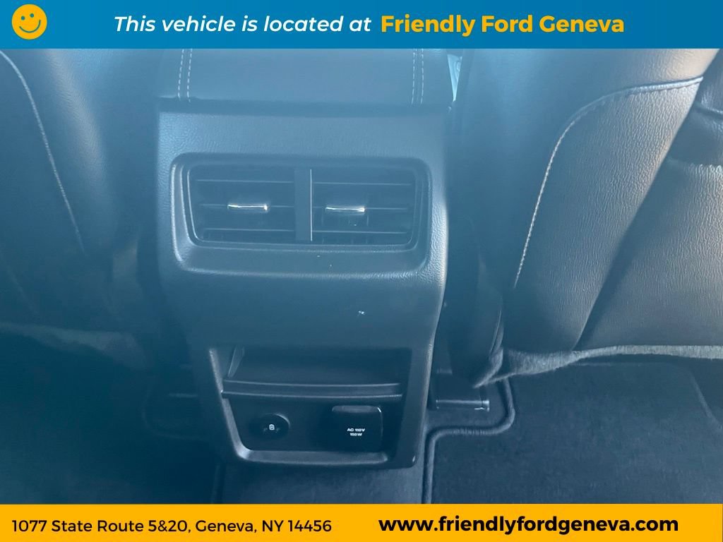 Used 2023 Ford Edge Titanium AWD/4WD image 35