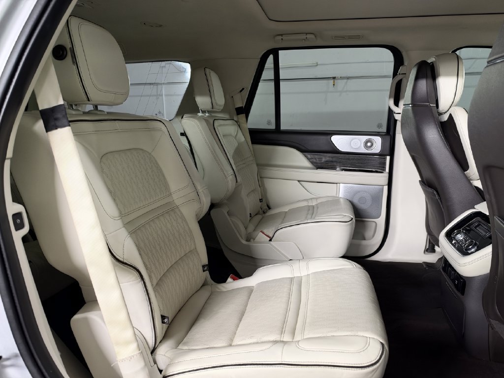 Used 2019 Lincoln Navigator Black Label w/ Cargo Package AWD/4WD image 20