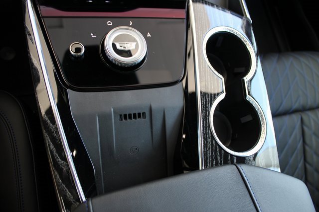 New 2026 Cadillac Escalade IQ Luxury 1 image 32